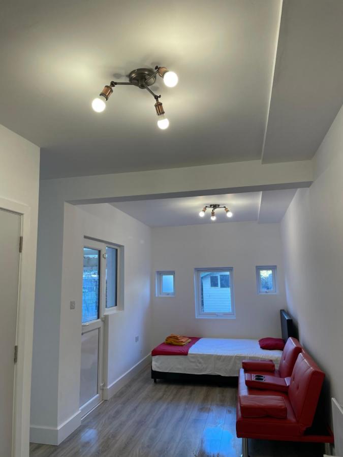 تدينغتون Stunning Twickenham Rugby Studio Flat المظهر الخارجي الصورة